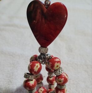 Floral Red and Silver Beaded Bracelet